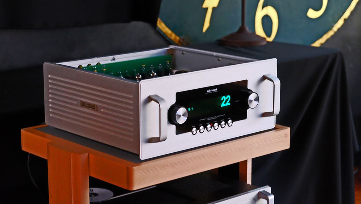 Audio Research Reference 6 preamplifier