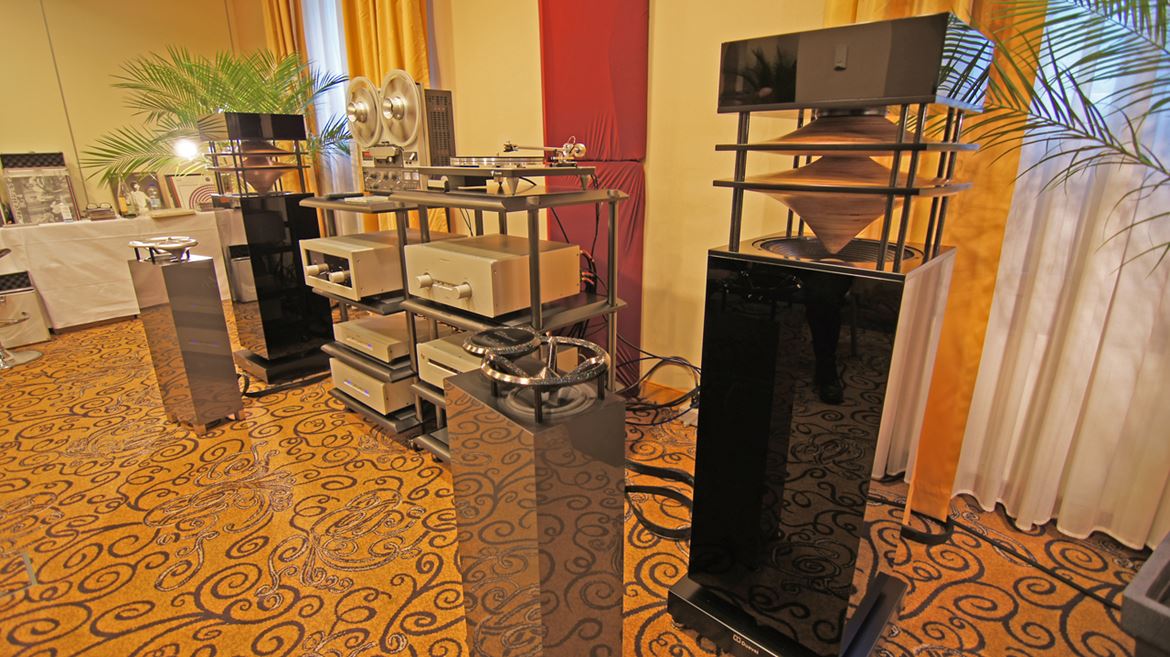 Hifideluxe, Hotel Marriott: Cd Duevel Sirius, com 'corneta' omnidireccional