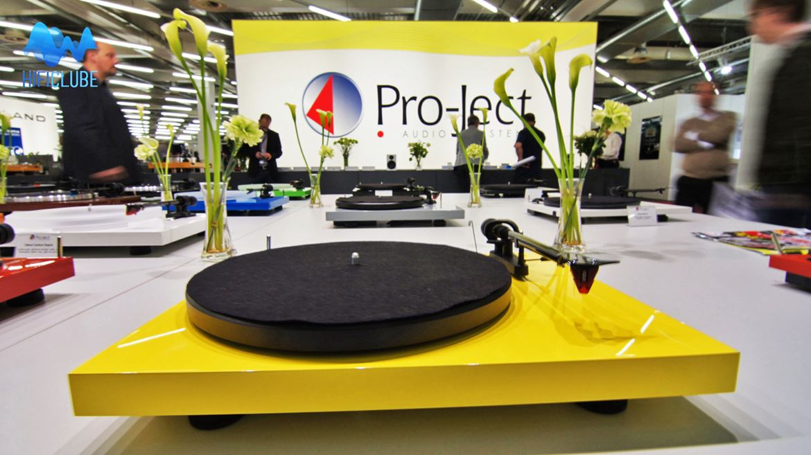 Highend 2013: Pro-ject, gira-discos em todas as cores do arco-íris