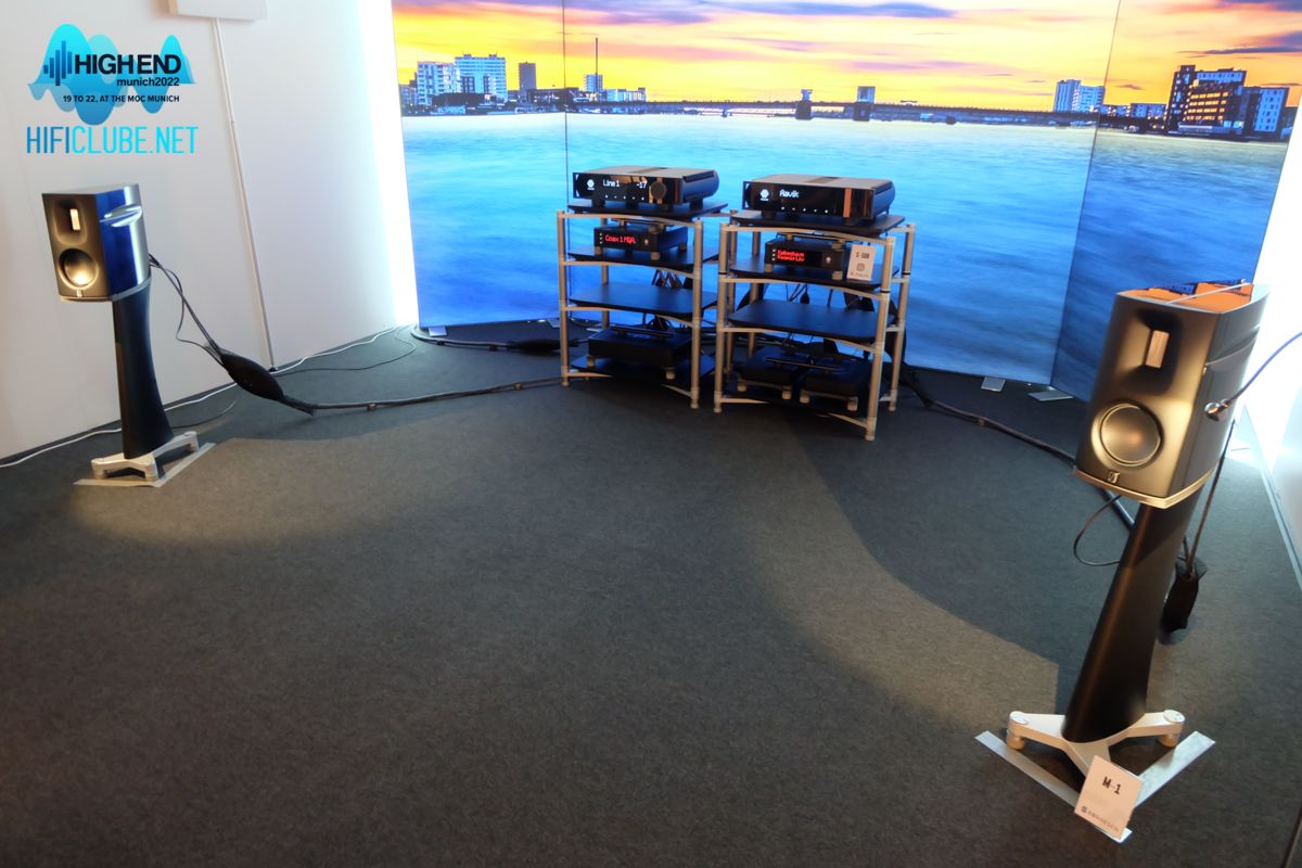 High End 2022 - Artisan Audio _Aavik I880 e Borresen M1.jpg