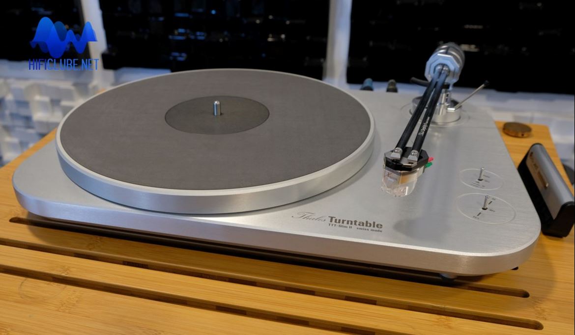 Thales TTT-Slim II Turntable