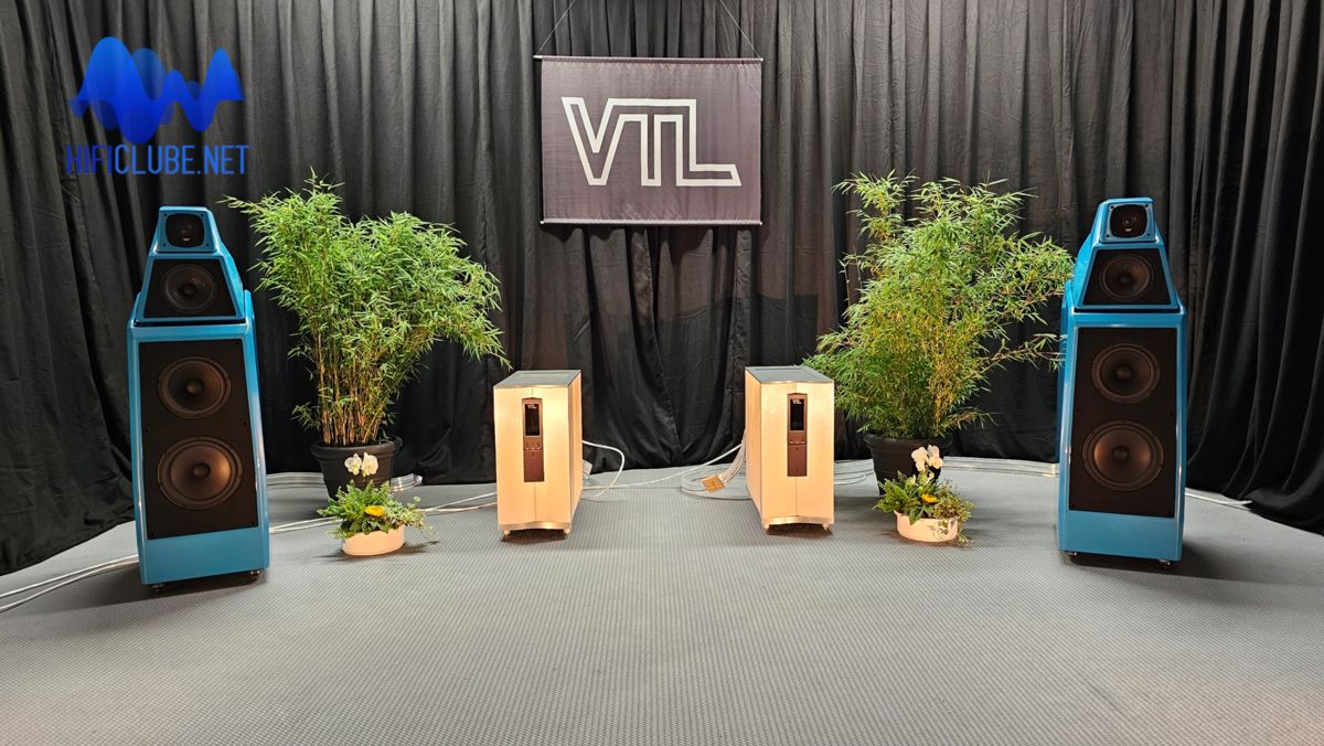 HE 2023 _ foto Alexia V azul.jpg