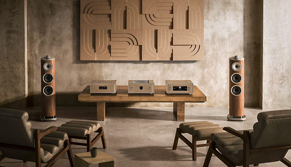 High--Marantz - 10 Series - Marantz Champagne - Location 2 copy.jpg