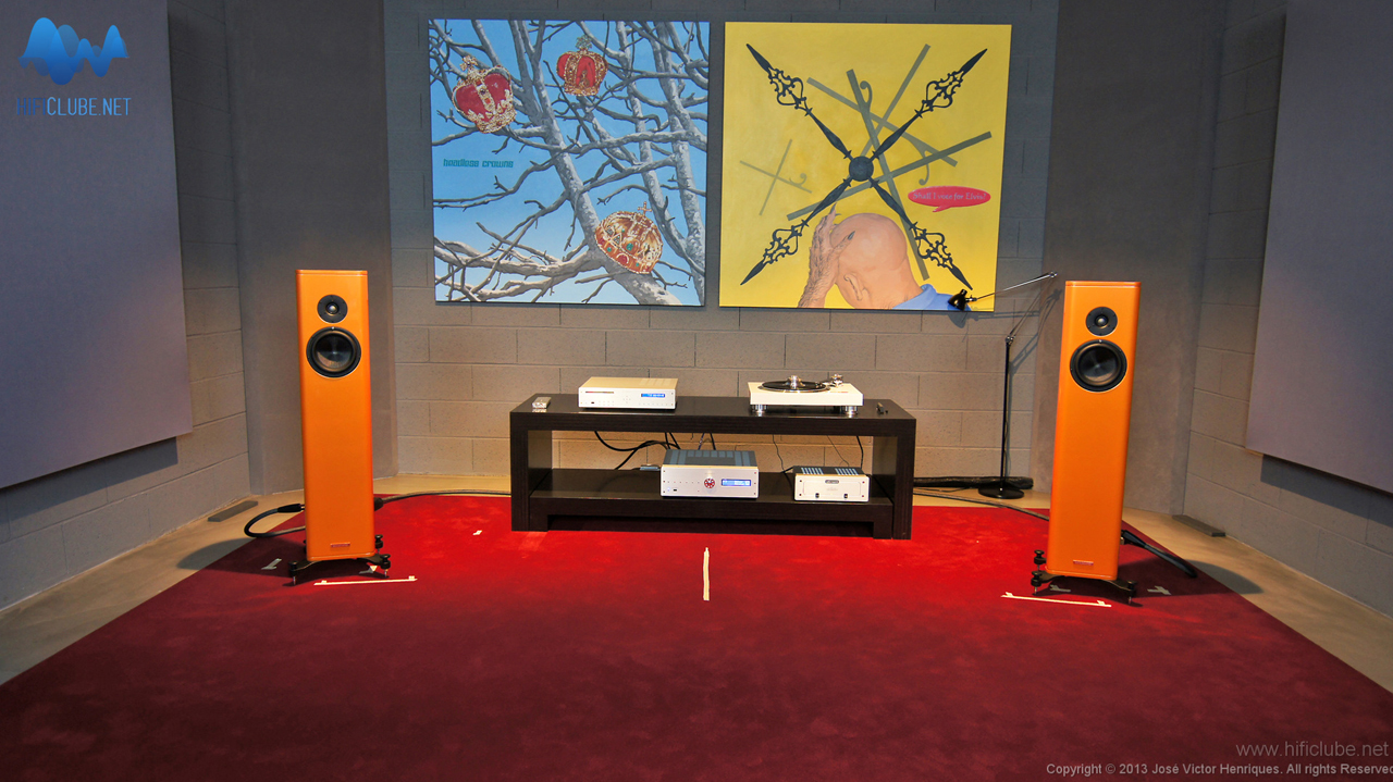 Magico S1 cor de laranja na loja da Imacustica - Lisboa