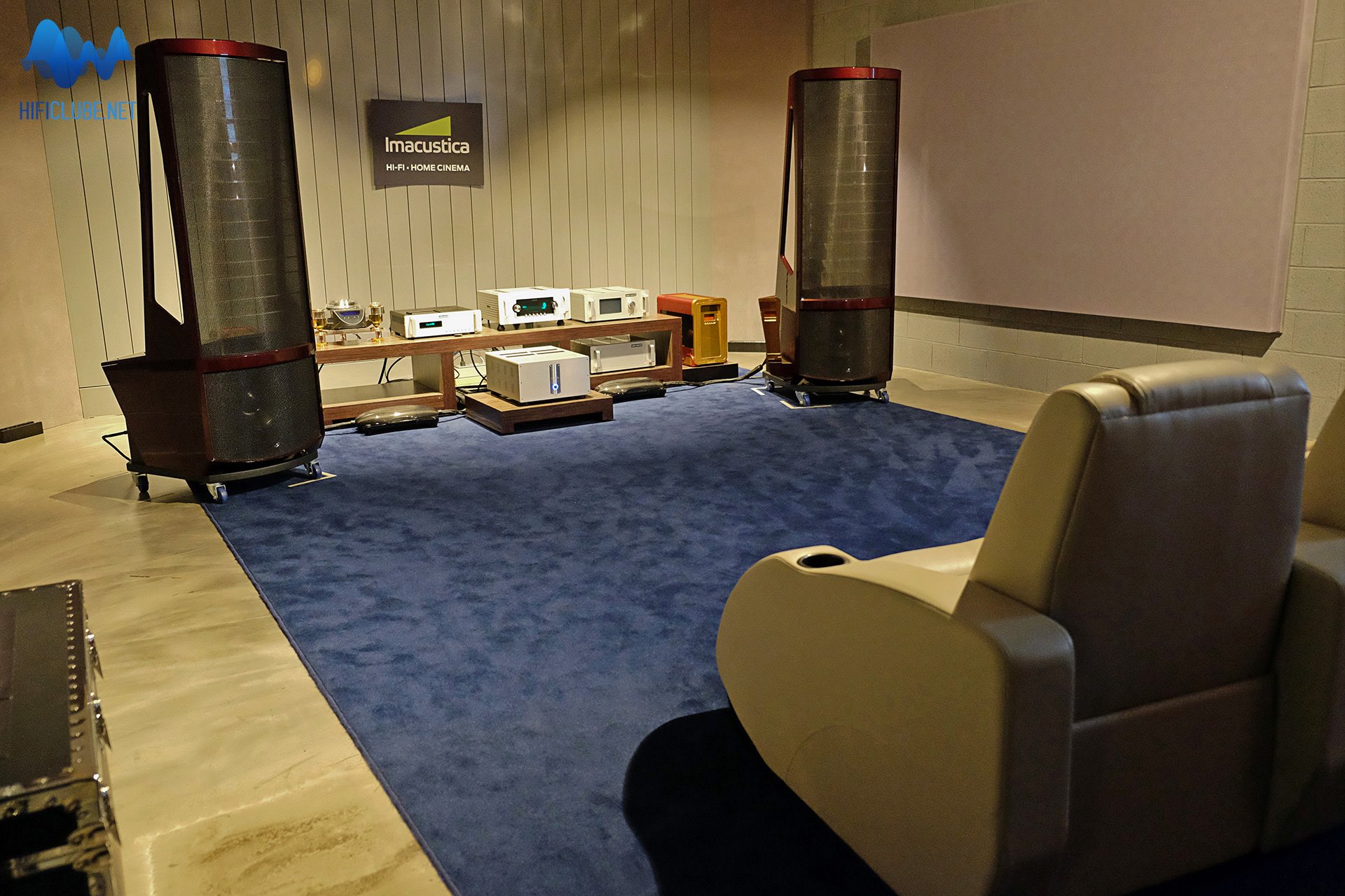 As Martin Logan Neolith no auditório principal da Imacustica em Lisboa