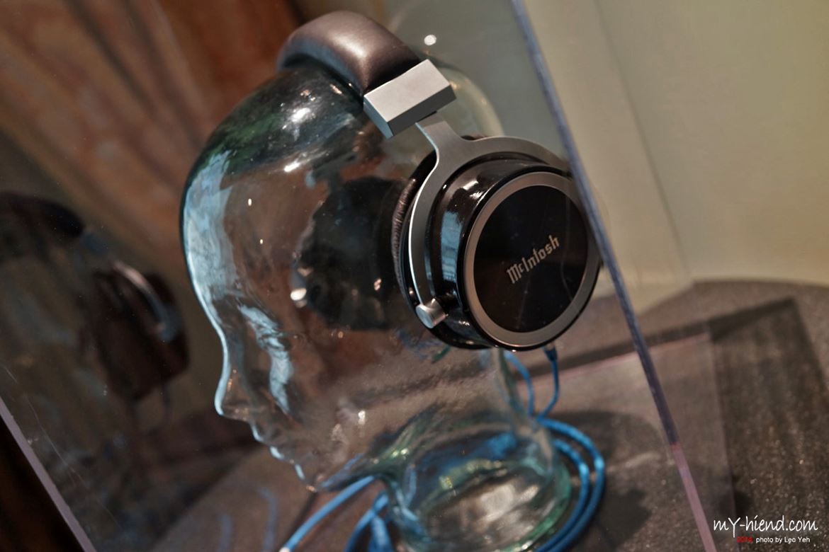 McIntosh enters in headphone territory