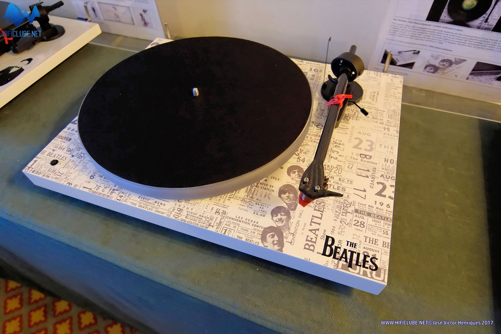 Pro-Ject 'The Beatles 1964 Record Player'