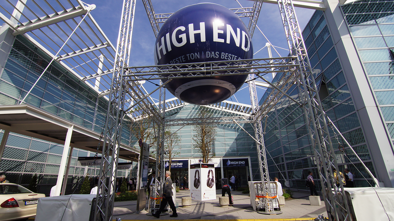 MOC, Centro de Congressos e Exposições de Munique: a Festa do Highend