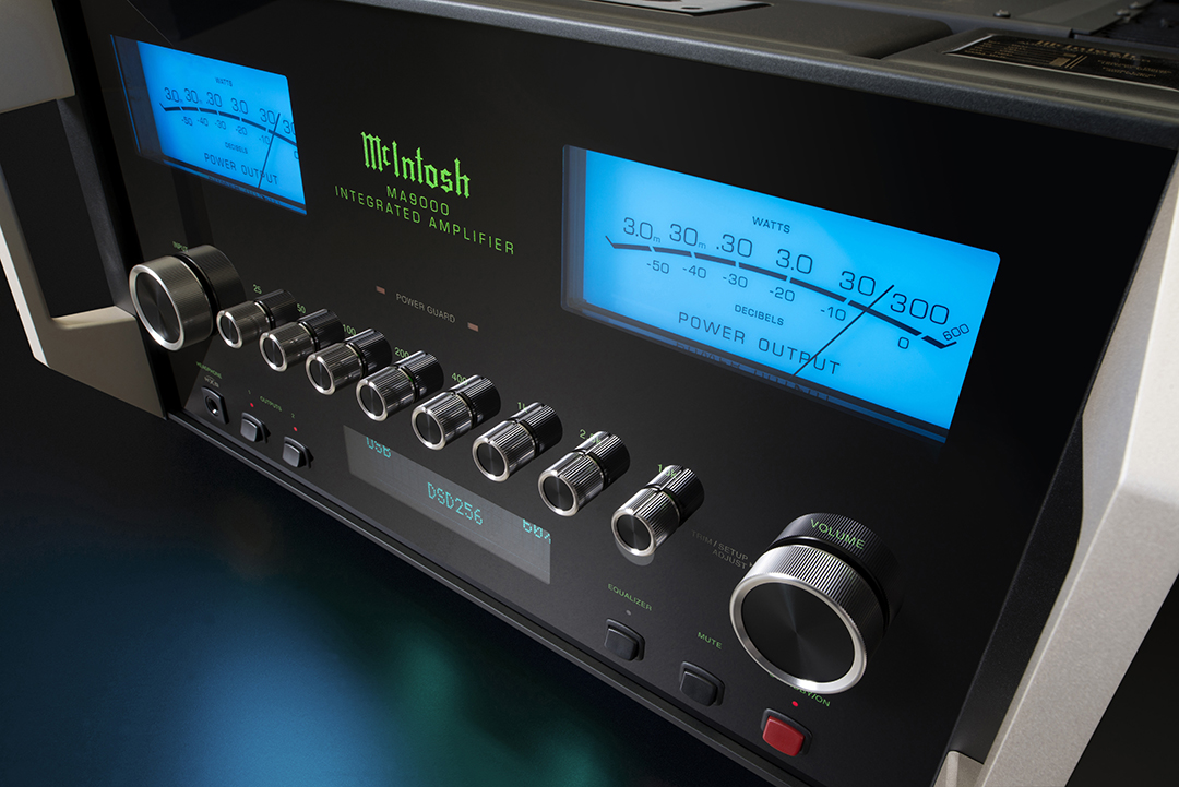 MA9000 Angle Right close up background.jpg