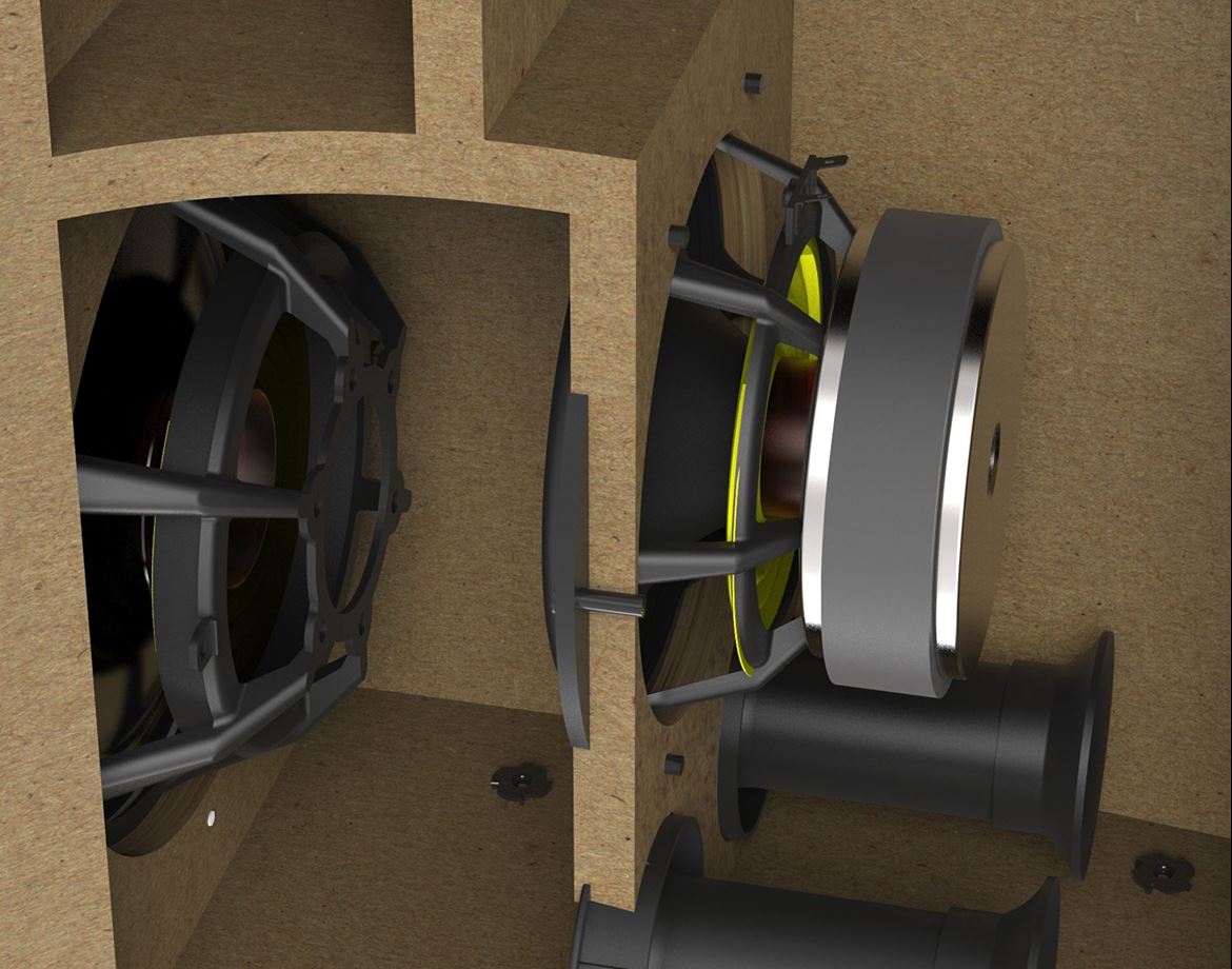 O altifalante activo está montado no interior. O acoplamento com o altifalante passivo montado em tandem faz-se por meio de duplo pórtico (coupled cavity)